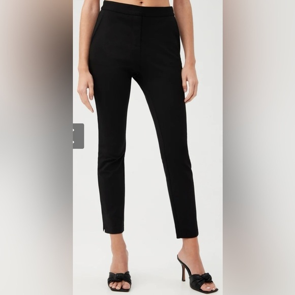 Trina Turk Pants - Trina Turk black leggings size 2